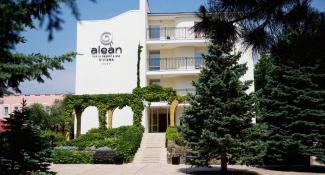 Alean Family Riviera 4*