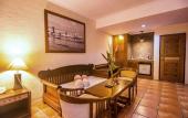 Туры в отель Nugraha Lovina Sea View Resort & Spa