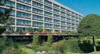 Crowne Plaza Hotel 4*