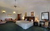 Туры в отель Jayamahal Palace