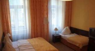 Royal Plaza Hotel 3*