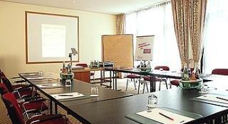Mercure Hotel Berlin Hennigsdorf 4*