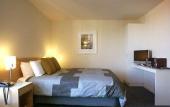 Туры в отель Central Stratford Apartment Hotel