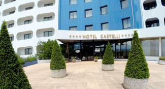 Hotel Castelli 4*