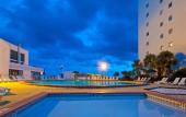 Туры в отель Holiday Inn On The Beach