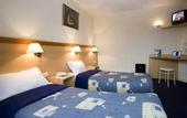 Туры в отель Hotel Campanile Val de France