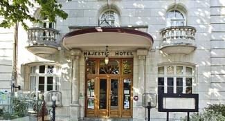 Majestic 3*