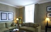 Туры в отель Taj 51 Buckingham Gate Suites and Residences