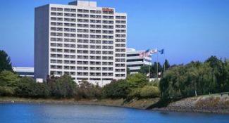 Hilton San Francisco Airport 3*