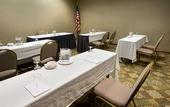 Туры в отель Laguardia Airport Hotel