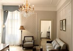 Almandine Apartment Hotel 4*