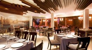 UR Palacio Avenida 4*