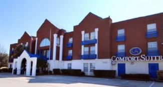Comfort Suites Las Colinas Center 3*