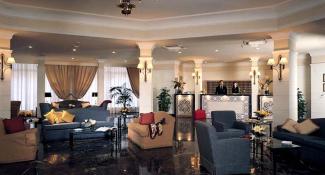 Cristoforo Colombo Apts