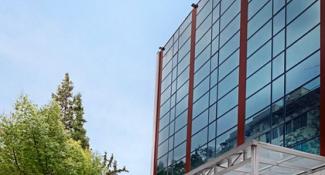 Best Western Plus Embassy Hotel  4*