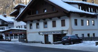Valentina Pension Apts