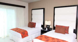 The Fives Beach Hotel & Residences 5*