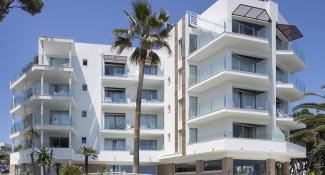 Melbeach Hotel & Spa 4*