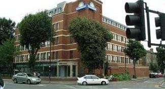 Days Hotel Hounslow 3*