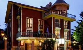 Ayre Hotel Alfonso II 4*
