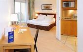Туры в отель Residhome Appart Hotel Paris-Massy