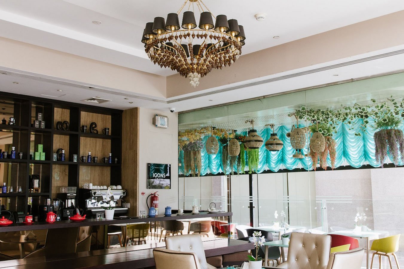 Mangrove Hotel