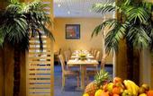 Туры в отель Holiday Inn Garden Court Le Cannet