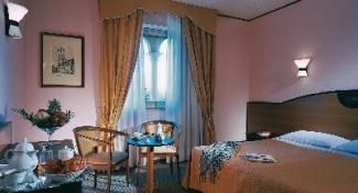 Best Western Grand Hotel Guinigi 4*