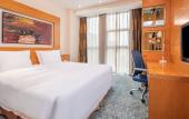 Туры в отель Holiday Inn Express Beijing Huacai
