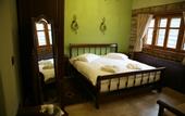 Туры в отель Roes Suites