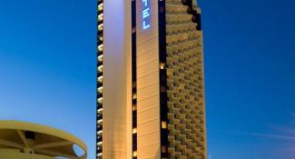 QT Hotel Gold Coast 4*