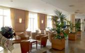 Туры в отель Hotel Cascade Louise
