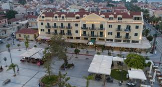 Ionian Plaza Hotel  5*