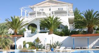 Bianco Olympico Beach Hotel 3*