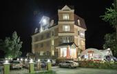 Туры в отель Neo Hotel
