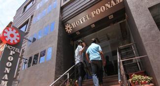 Hotel Poonam 3*