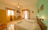 Туры в отель Yanna's Apartments