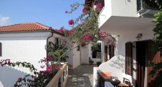 Yalis Hotel 4*