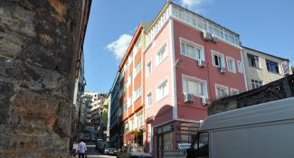 Huxley Hotel Old City 3*