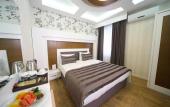 Туры в отель Hotel Black Tulip