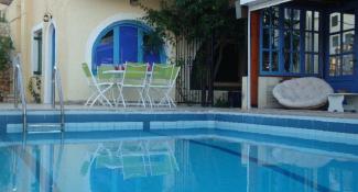 Maria-Flora Apartments 3*