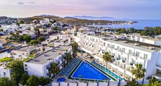 Club Shark Hotel 4*
