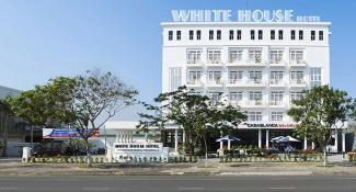 White House Hotel  3*