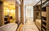 Туры в отель Hennessy Park Hotel