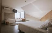 Туры в отель Higueron Hotel Curio Collection by Hilton