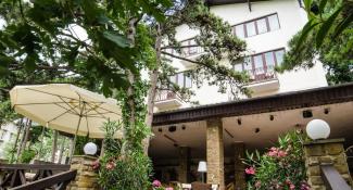 Сосновый бор 3*