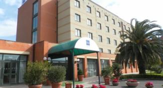 Meditur Hotel Pomezia 4*