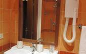 Туры в отель Welcome House