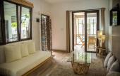 Туры в отель Les 4 Etoiles Holiday Luxury Villas