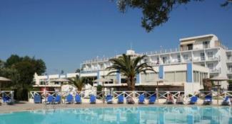 Grand Bleu Beach Resort 3*